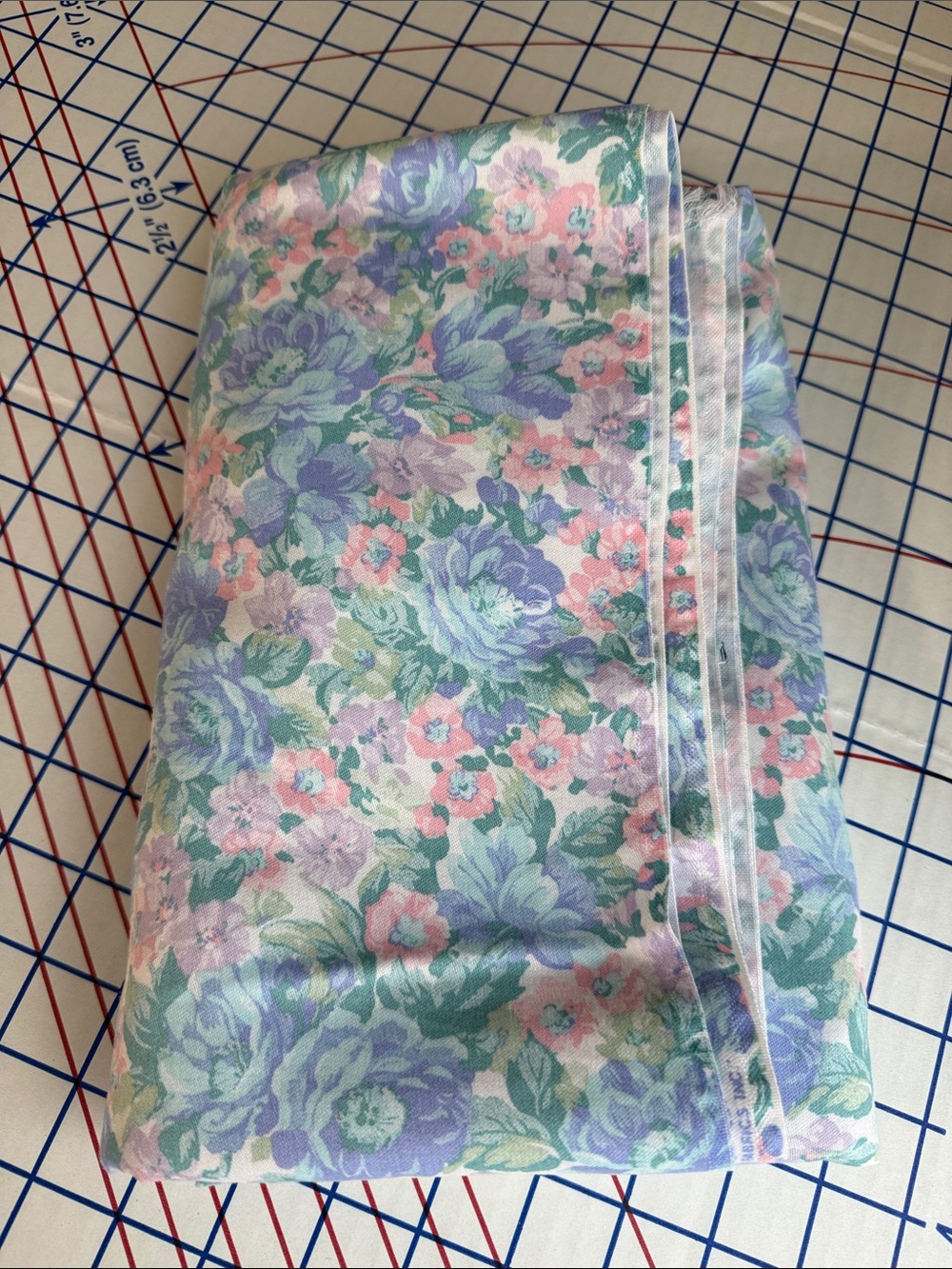Vintage Peter Pan Fabrics Pastel Floral Cotton Apparel Fabric 2.5 Yards x 42